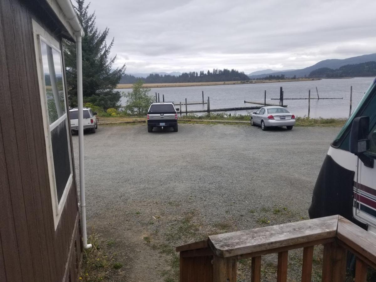 | Paradise Cove RV Resort & Marina