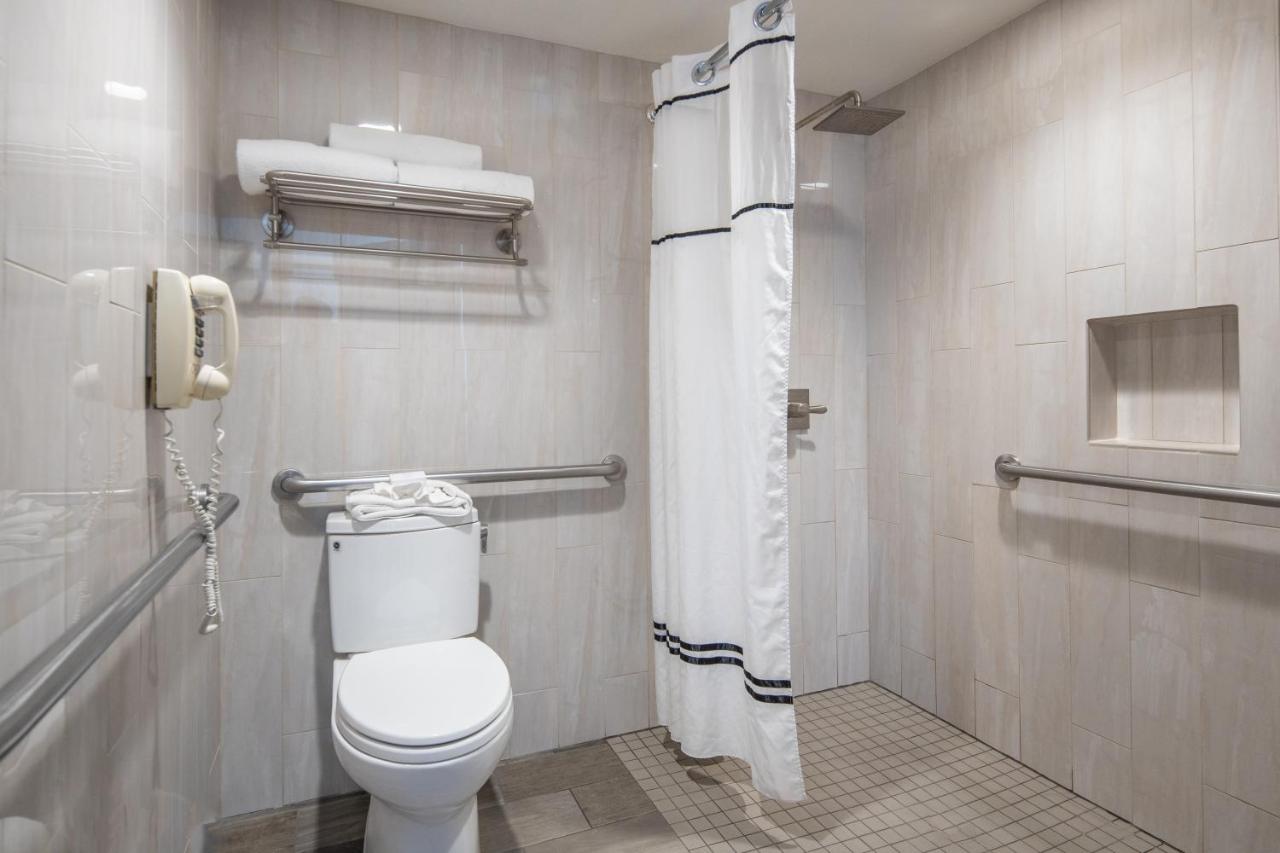 | Atherton Park Inn and Suites