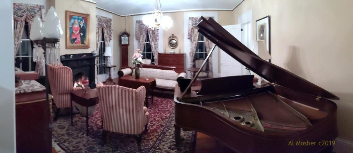| Oakcliff Bed and Breakfast