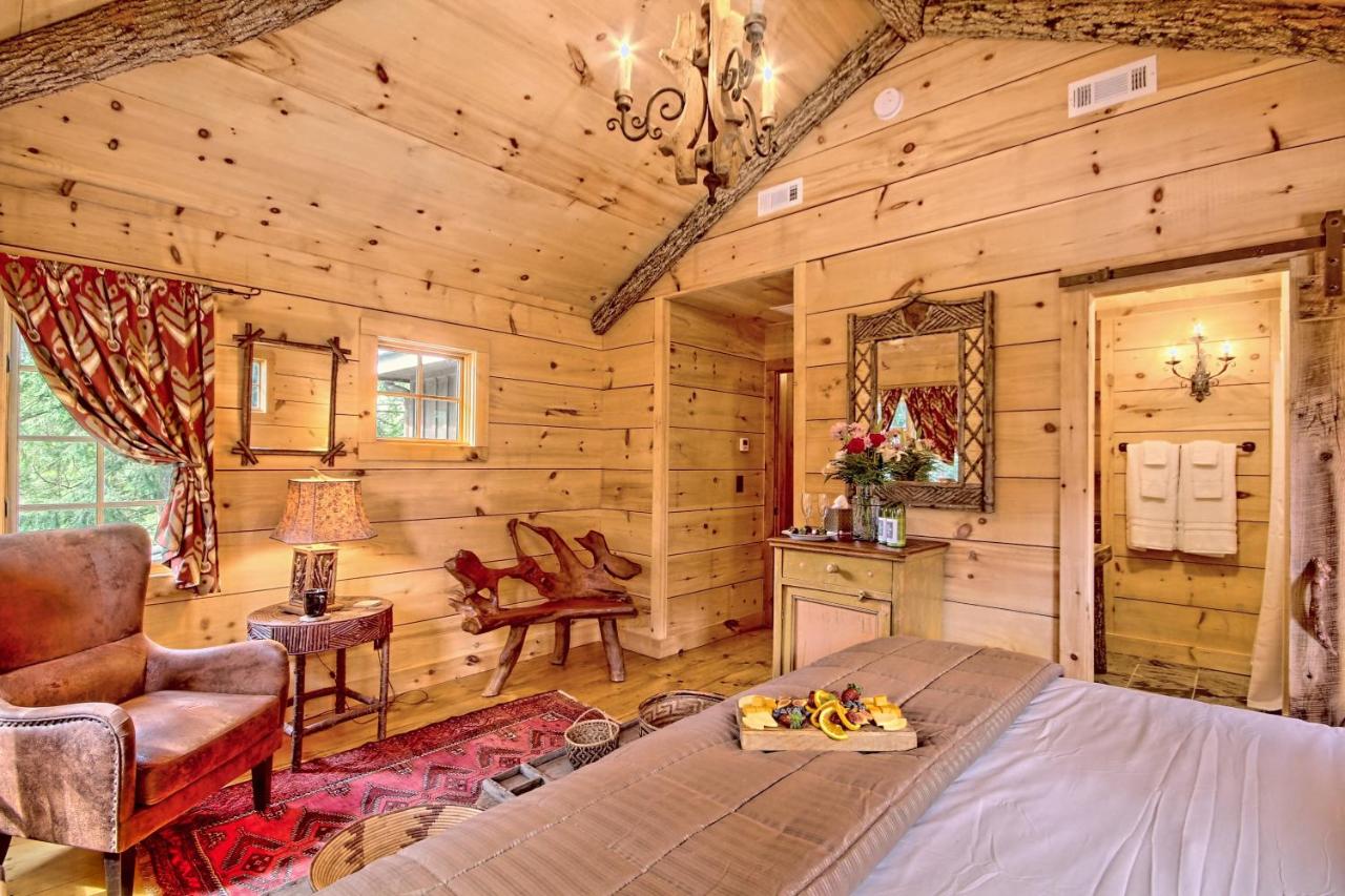 | Lake Rabun Hotel