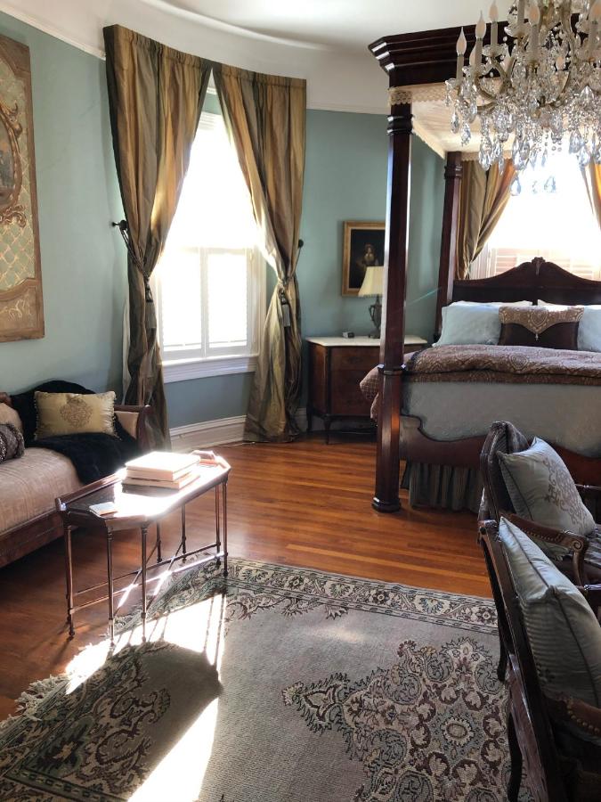 | The Twelve Oaks Bed & Breakfast