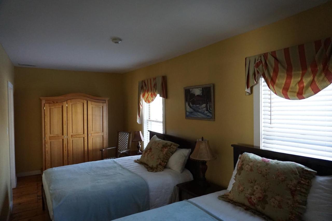  | Smugglers Notch Inn