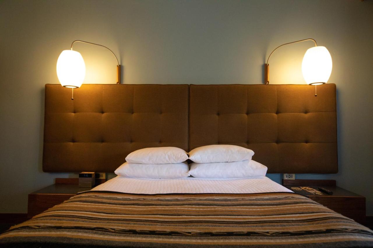 Queen Room at Modern Hotel