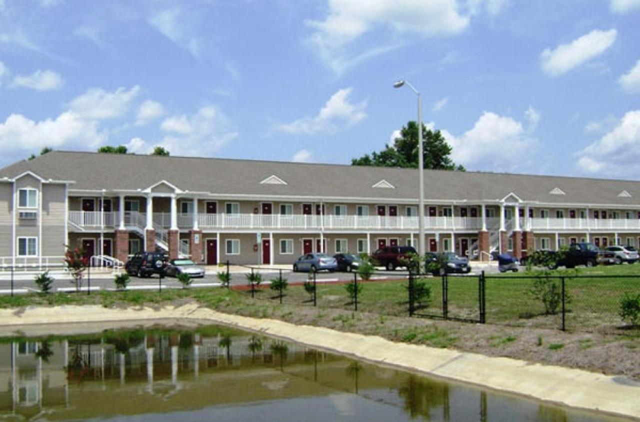| Affordable Suites Jacksonville