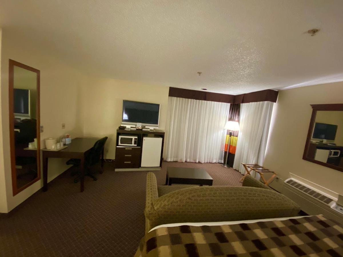 | Baymont by Wyndham Smyrna