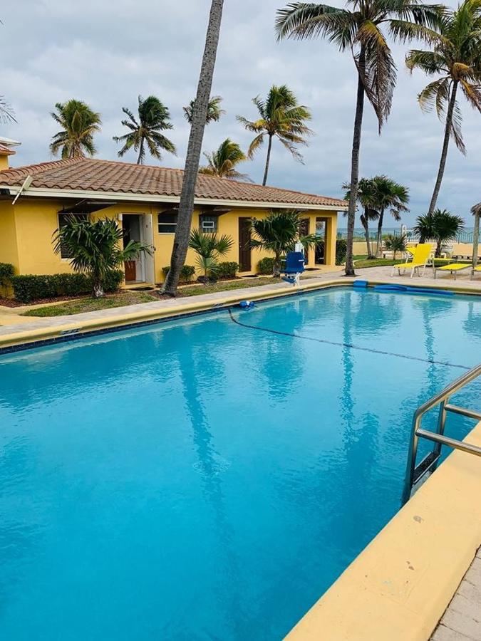 Queen Room - Non-Smoking at Ebb Tide Resort Oceanfront