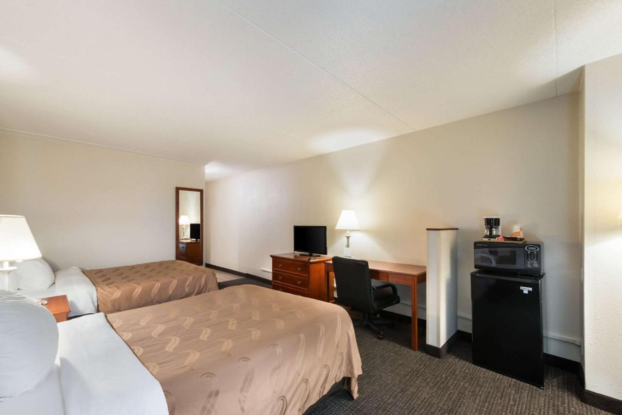 Double Room with Two Double Beds - Non-Smoking at Quality Inn Bradley - Bourbonnais