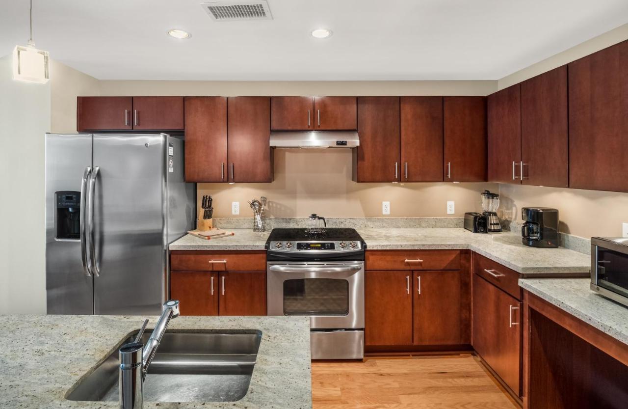 | Bluebird Suites on Washington Circle