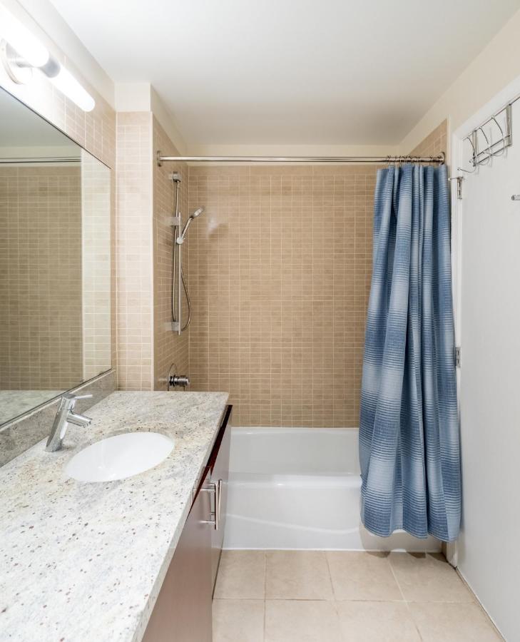 | Bluebird Suites on Washington Circle