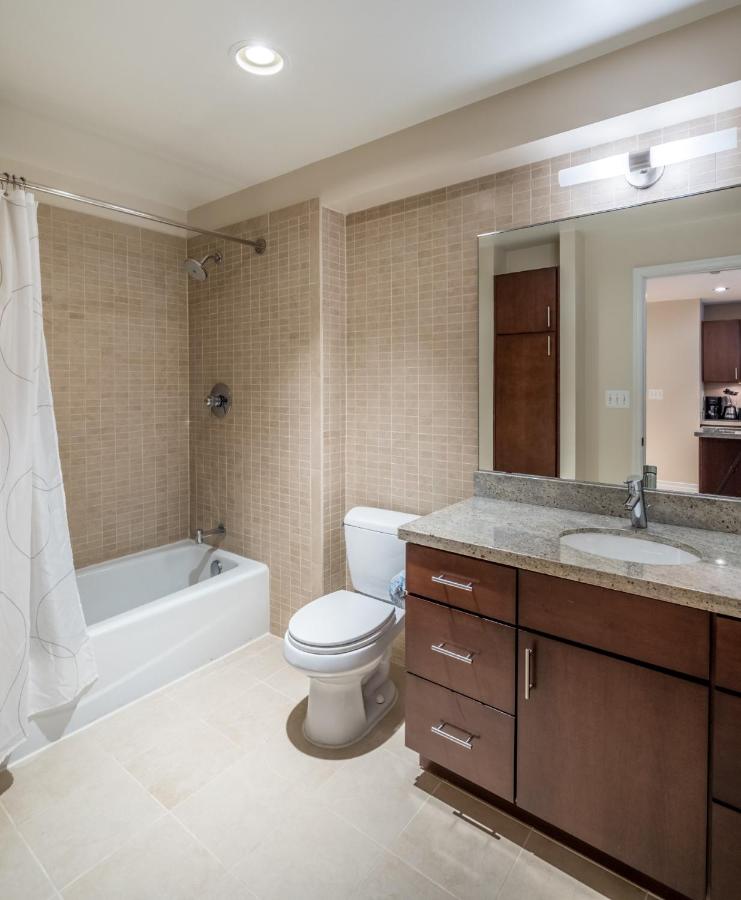 | Bluebird Suites on Washington Circle