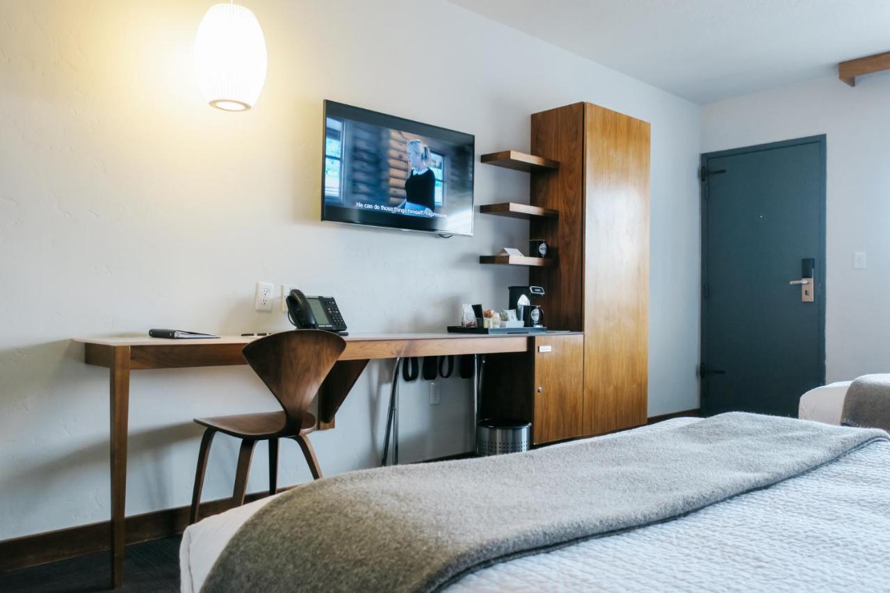 Queen Room with Two Queen Beds at Modern Hotel