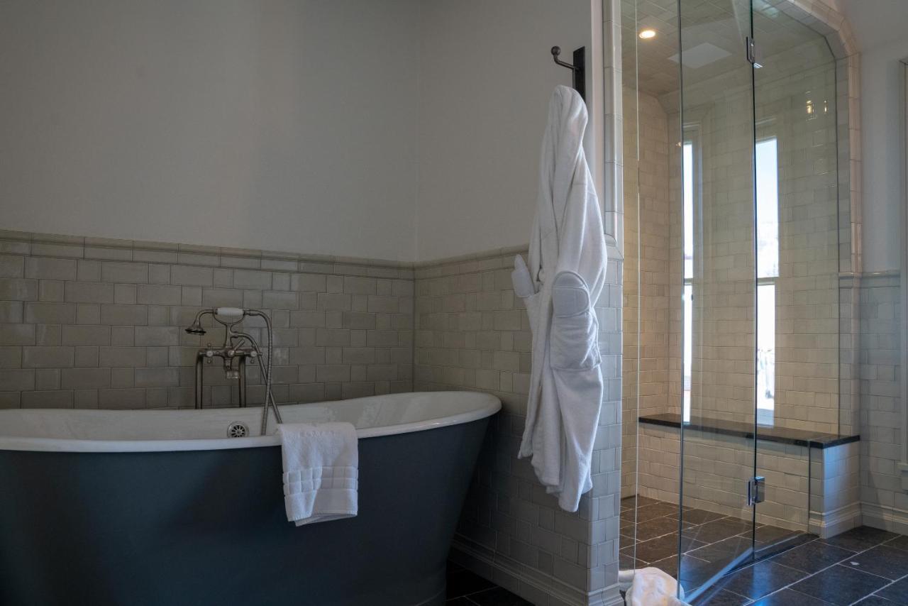 | Public House Lofts