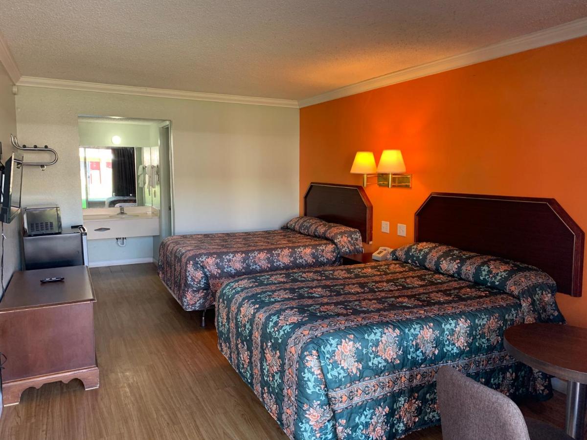| Baton Rouge West Inn