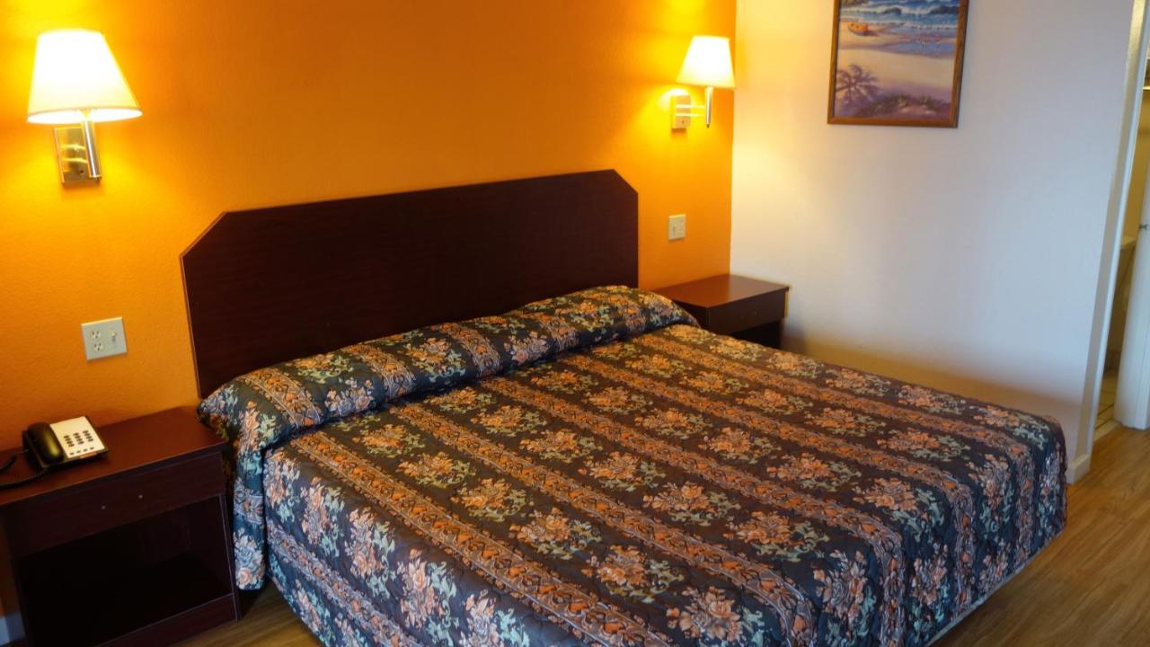 | Baton Rouge West Inn