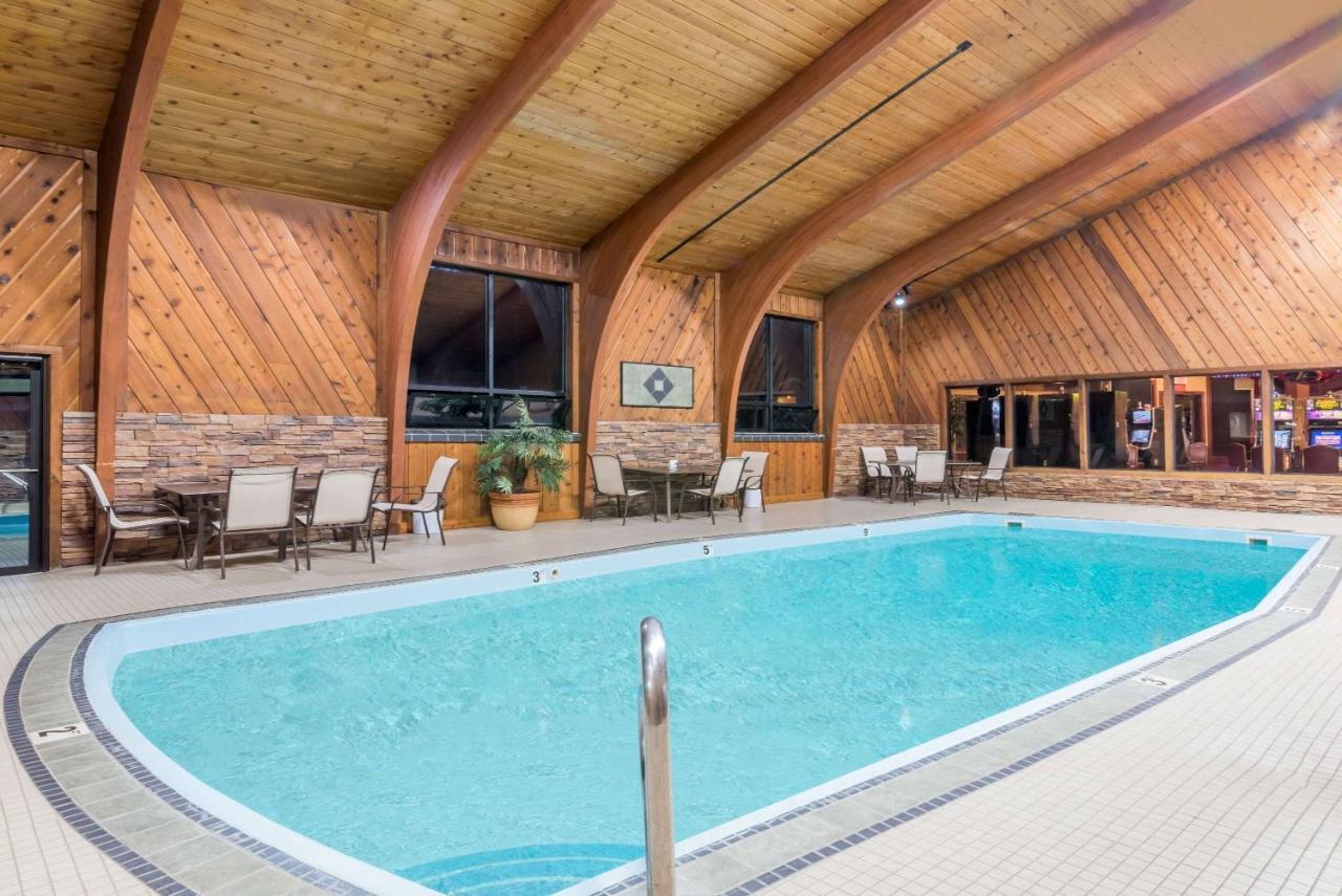 | Super 8 by Wyndham Deadwood Black Hills Area