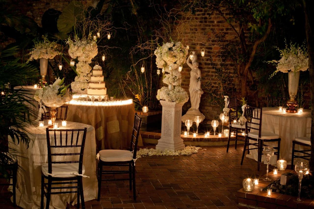 | Holiday Inn FRENCH QUARTER-CHATEAU LEMOYNE, an IHG Hotel