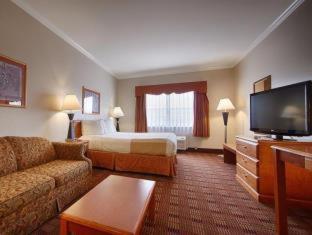Room #50567447 at Best Western Club House Inn & Suites