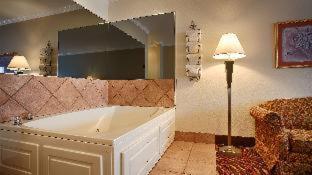 Room #50567447 at Best Western Club House Inn & Suites