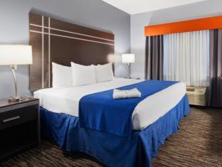 Room #53245712 at Best Western Elkhart Inn & Suites