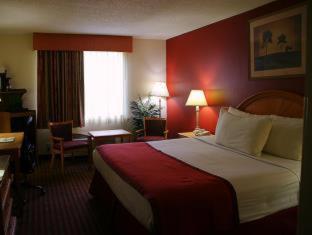 Room #5966015 at Best Western Center Inn