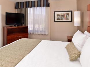 Room #27526415 at Best Western Plus Heritage Inn Ontario Rancho Cucamonga