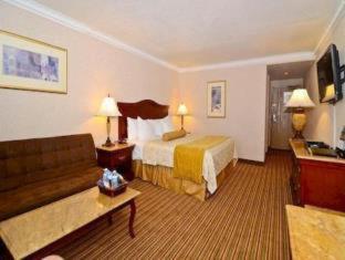 Room #4987621 at Best Western Plus Newport Mesa Inn