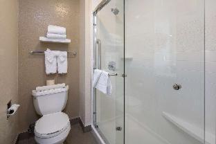 Room #24102517 at Best Western Silicon Valley Inn