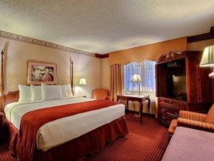 Room #4943228 at Best Western Greenfield Inn