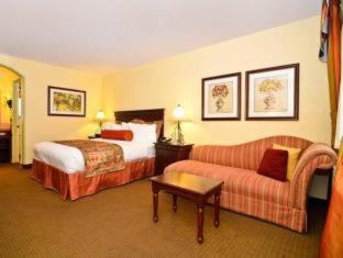 Room #33377212 at Best Western Rose Garden Inn