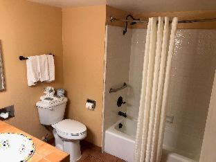 Room #33377215 at Best Western Rose Garden Inn