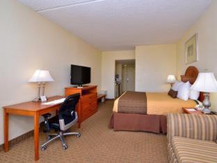 Room #32847267 at Best Western Plus Chesapeake Bay-Norfolk