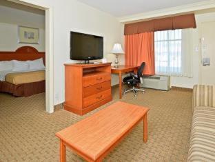 Room #32847267 at Best Western Plus Chesapeake Bay-Norfolk