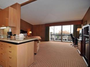 Room #29266111 at Best Western Chieftain Inn