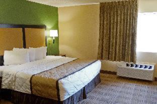 Room #52024817 at Extended Stay America Select Suites - Dallas - Richardson