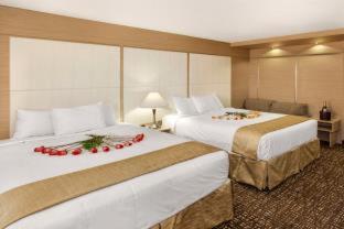 Room #38516208 at Ocean Beach Palace Hotel and Suites