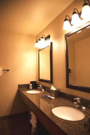 Room #18264735 at Best Western Plus Bryce Canyon Grand Hotel