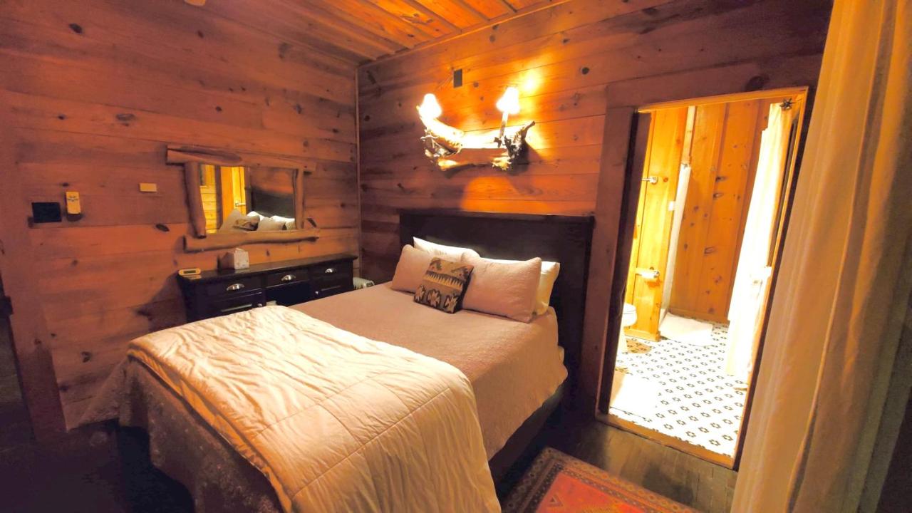 | Lake Rabun Hotel