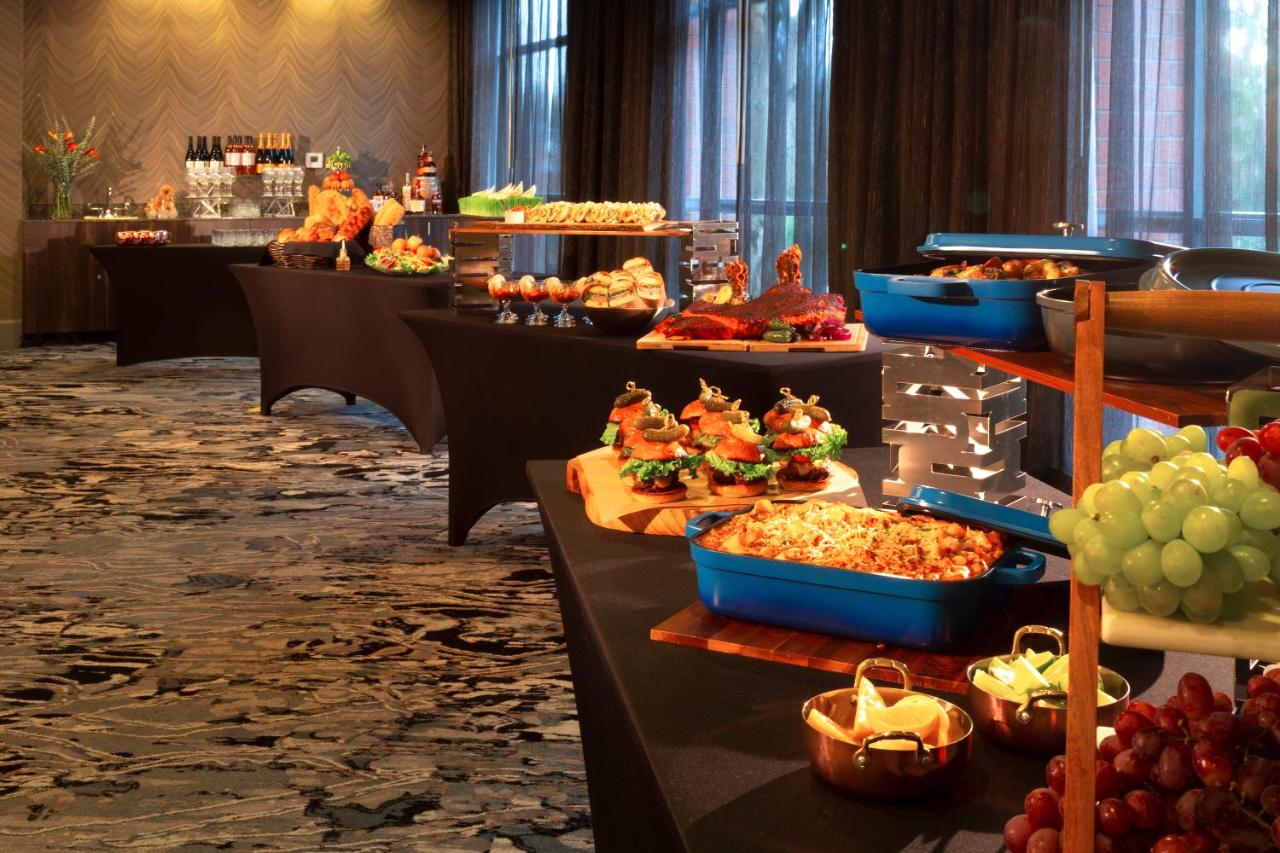 | Silver Cloud Hotel - Seattle Broadway