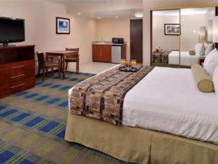 Room #27526422 at Best Western Plus Heritage Inn Ontario Rancho Cucamonga