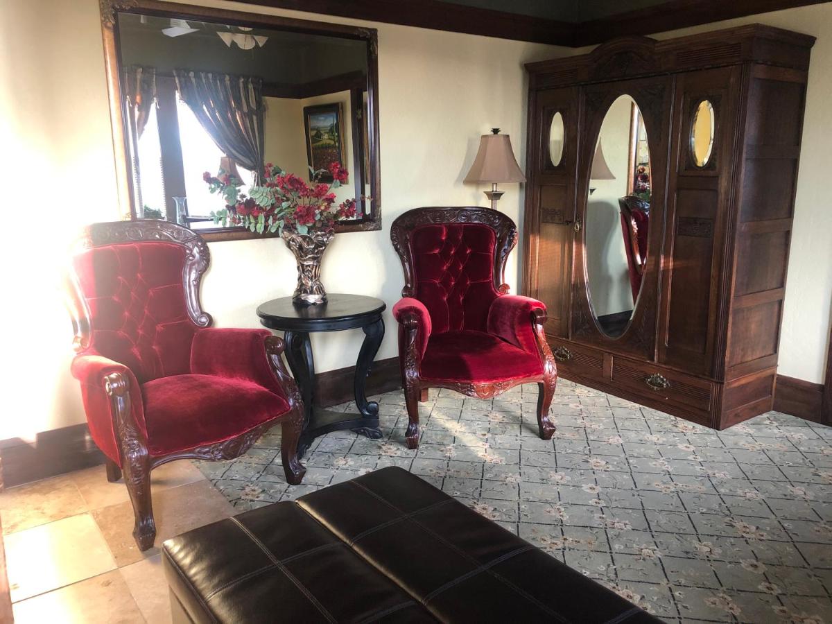  | Shorelight Inn