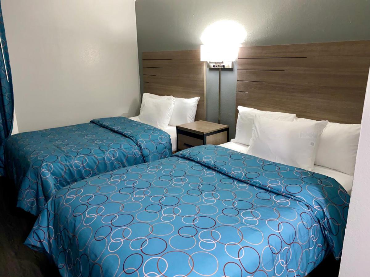 | Budget Host Inn