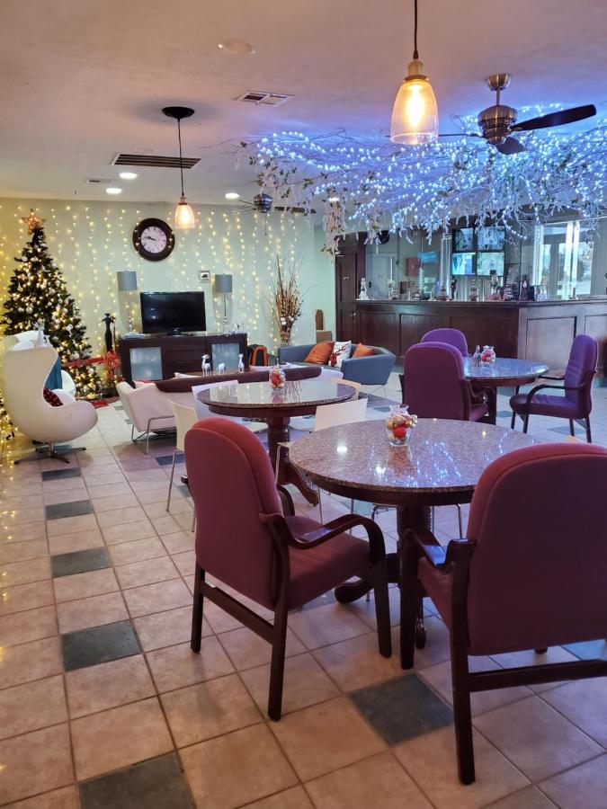 | Houston Inn and Suites
