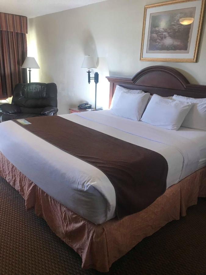 | Days Inn by Wyndham Abilene