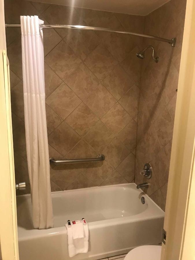 | Days Inn by Wyndham Abilene