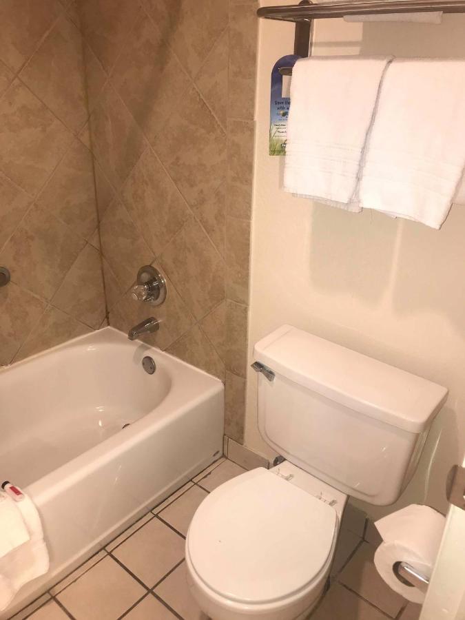 | Days Inn by Wyndham Abilene