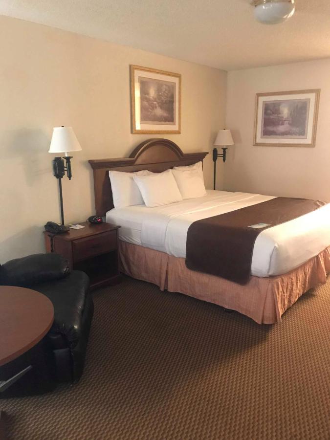| Days Inn by Wyndham Abilene