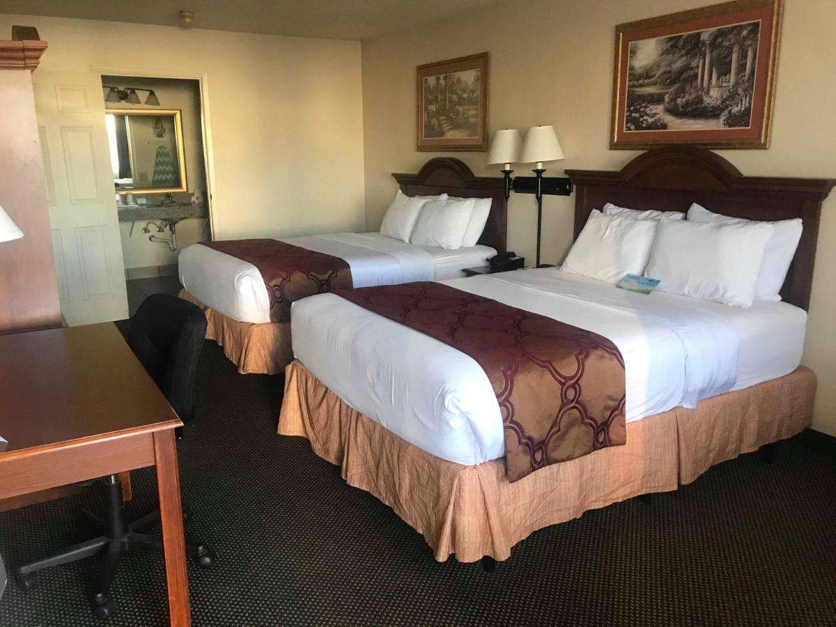 | Days Inn by Wyndham Abilene