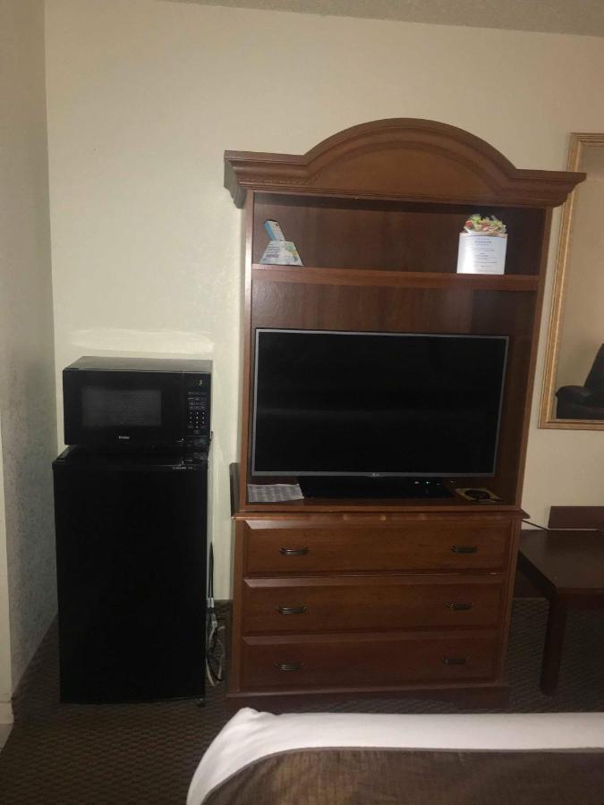 | Days Inn by Wyndham Abilene