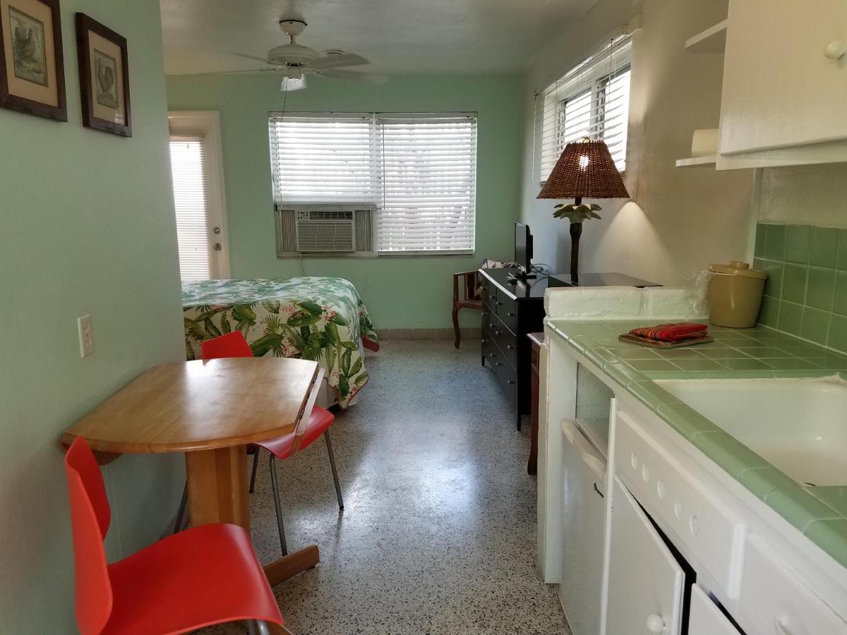  | Alexander Palms Court - 2 Blocks to Duval Street