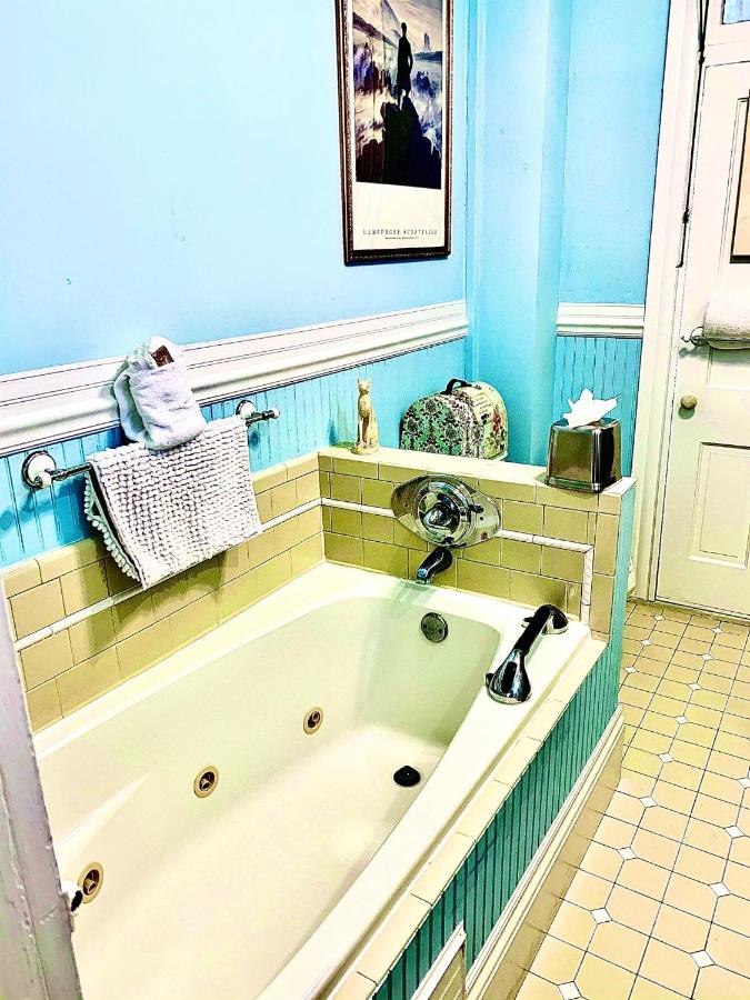 | Peace & Plenty Inn Bed and Breakfast Downtown St Augustine